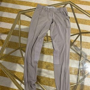 Horseback riding pants . Devin aire great condition